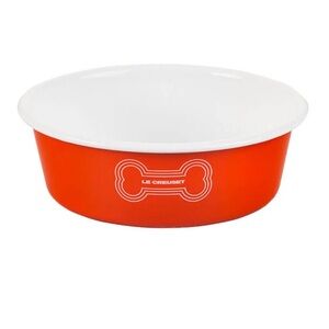 Le Creuset Dog Bowl